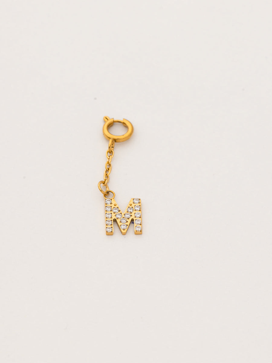 Pendentif Lettre M